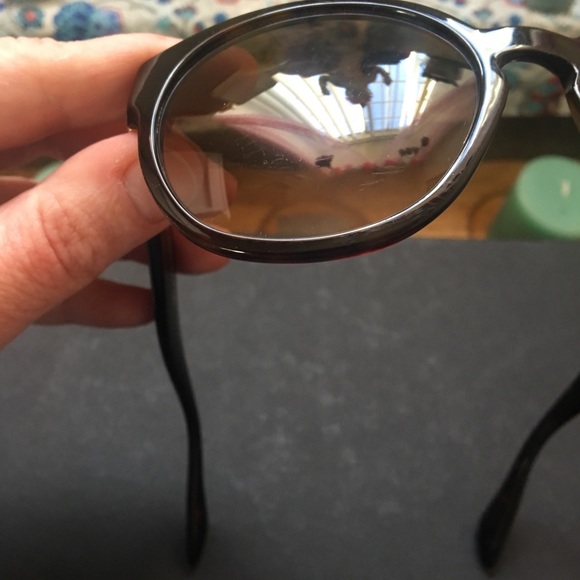 Prada Sunglasses - Picture 5 of 6